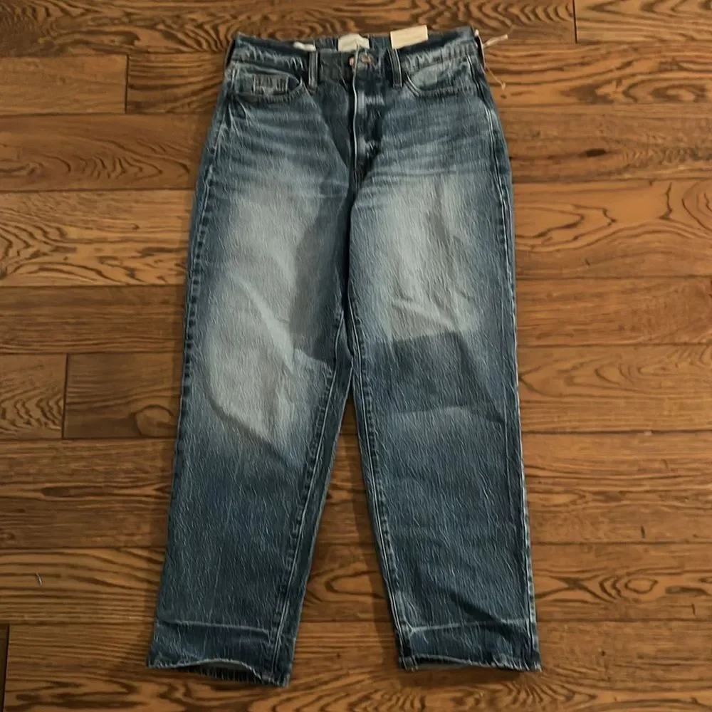 Universal‎ Thread 4/R Medium Wash High-Rise Vintage Stretch Straight Jeans C18